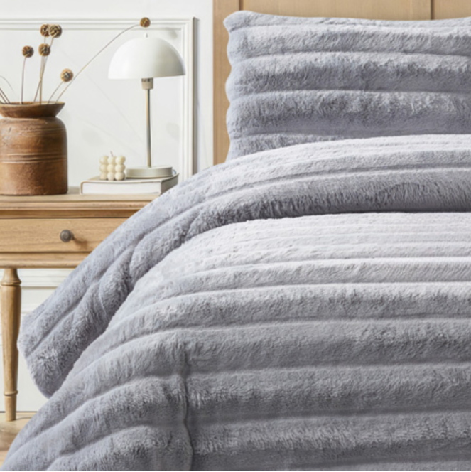 EDREDON MALTA  CAMA 180