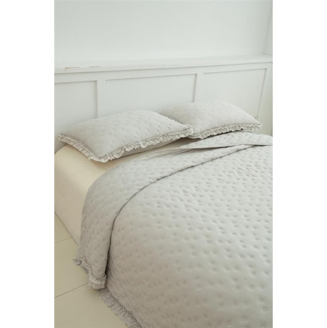 colcha Sizan para cama de 90 de Clara Vidal