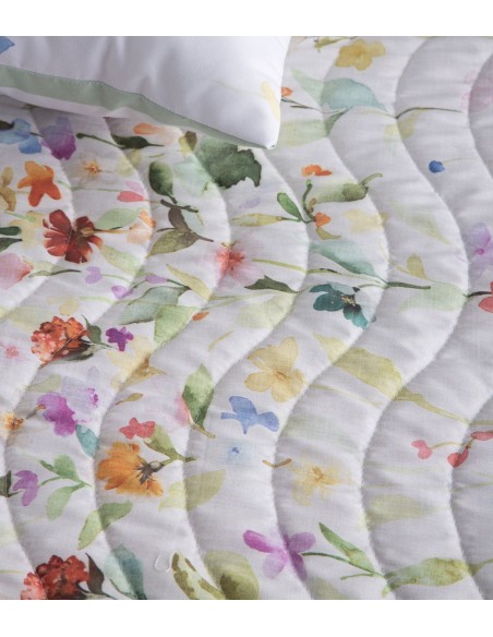 colcha estampada quito de sandeco para cama de 150