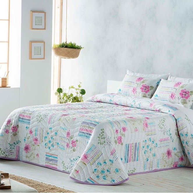 colcha estampada dulce para cama de 135 de sandeco